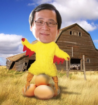 sukhee-eggs-chicken-mascot